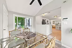 14 Woodhill Dr, Cranston, RI 02920 - Photo 15