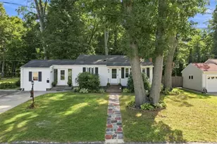 14 Woodhill Dr, Cranston, RI 02920 - Photo 37