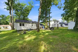 14 Woodhill Dr, Cranston, RI 02920 - Photo 43