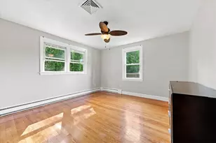14 Woodhill Dr, Cranston, RI 02920 - Photo 11