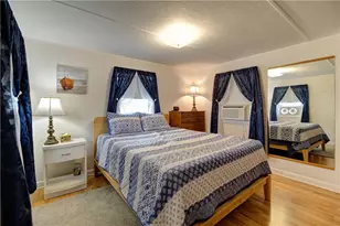 46 Lowell Ave, Pawtucket, RI 02861 - Photo 7