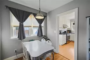 7 Thurston Ave, Portsmouth, RI 02871 - Photo 9