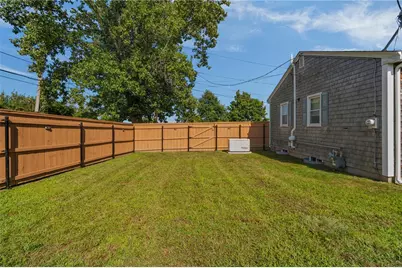 7 Thurston Avenue, Portsmouth, RI 02871 - Photo 31