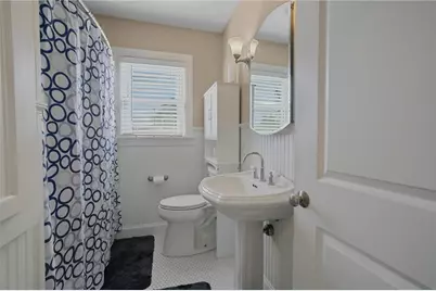 7 Thurston Avenue, Portsmouth, RI 02871 - Photo 25