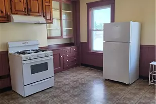 100 S Blossom St, East Providence, RI 02914 - Photo 7