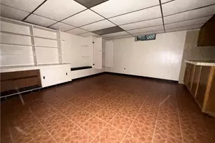 243 Deerfield Rd, Cranston, RI 02920 - Photo 27