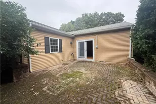 243 Deerfield Rd, Cranston, RI 02920 - Photo 31