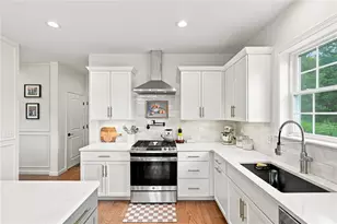 49 Regina Dr, Johnston, RI 02919 - Photo 5