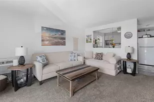 110 Pilgrim Pkwy, Warwick, RI 02888 - Photo 3