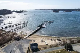 262 Wood Hill Rd, Narragansett, RI 02882 - Photo 3