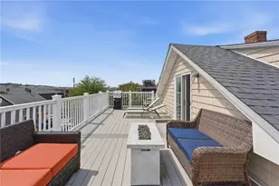 19 Howard St, Newport, RI 02840 - Photo 11