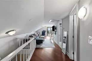 19 Howard St, Newport, RI 02840 - Photo 5