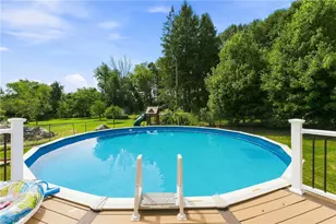 84 Kimberly Ln, Cranston, RI 02921 - Photo 15