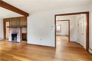 6 Hanley Ln, Warren, RI 02885 - Photo 5