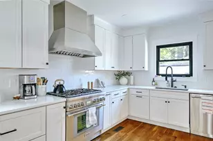 310 Elmgrove Ave, Providence, RI 02906 - Photo 13