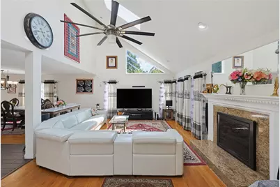10 Di Fazio Drive, Johnston, RI 02919 - Photo 5