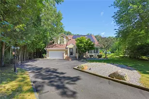 10 Di Fazio Dr, Johnston, RI 02919 - Photo 3
