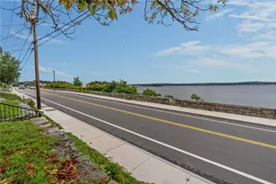 1938 Main Rd, Tiverton, RI 02878 - Photo 5