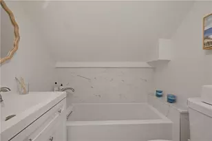14 Barney St, Newport, RI 02840 - Photo 21