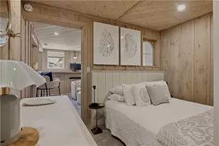 14 Barney St, Newport, RI 02840 - Photo 29