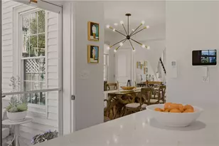 14 Barney St, Newport, RI 02840 - Photo 13