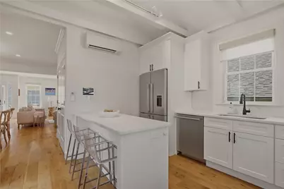 14 Barney Street, Newport, RI 02840 - Photo 11