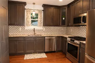 6 Warwick Rd, Pawtucket, RI 02861 - Photo 5