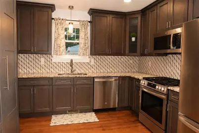 6 Warwick Road, Pawtucket, RI 02861 - Photo 5