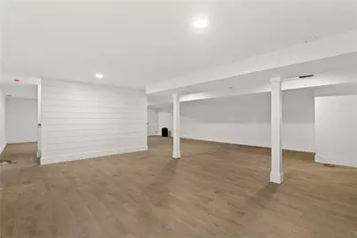 95 W Main Road, Portsmouth, RI 02871 - Photo 35