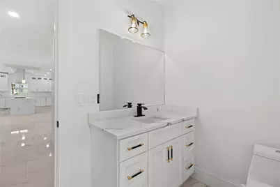 95 W Main Road, Portsmouth, RI 02871 - Photo 15