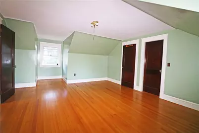 283 West Main Road, Middletown, RI 02842 - Photo 29