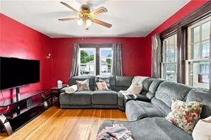 215 Simmonsville Ave, Johnston, RI 02919 - Photo 15