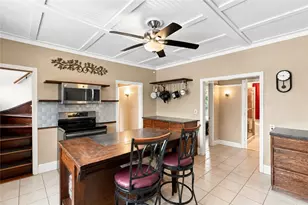215 Simmonsville Ave, Johnston, RI 02919 - Photo 5