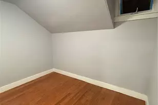 70 Clyde St, West Warwick, RI 02893 - Photo 9