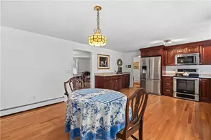 46 Middle Rd, East Greenwich, RI 02818 - Photo 9