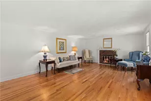 46 Middle Rd, East Greenwich, RI 02818 - Photo 3