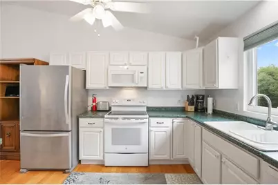 40 Charlene Avenue, Westerly, RI 02891 - Photo 5