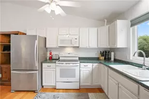 40 Charlene Ave, Westerly, RI 02891 - Photo 5