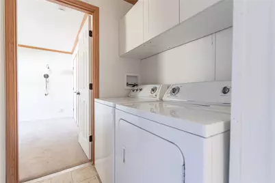 979 Toll Gate Road, Warwick, RI 02886 - Photo 17