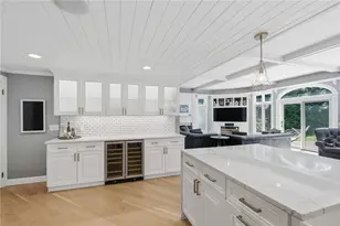 67 Love Ln, Warwick, RI 02886 - Photo 5