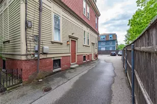 1403 Westminster St, Providence, RI 02909 - Photo 31