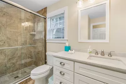 36 Beachview Terrace, Middletown, RI 02842 - Photo 17