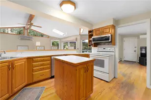 150 Stone Ridge Dr, East Greenwich, RI 02818 - Photo 7