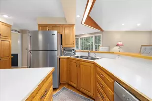 150 Stone Ridge Dr, East Greenwich, RI 02818 - Photo 9