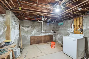 3 Sundale Rd, Cranston, RI 02921 - Photo 33
