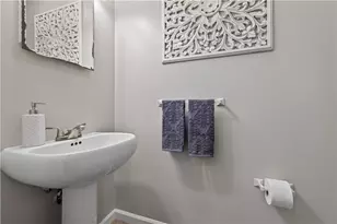 735 Willett Ave, East Providence, RI 02915 - Photo 13