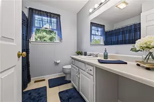 735 Willett Ave, East Providence, RI 02915 - Photo 17