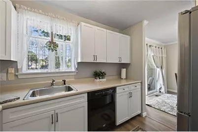 735 Willett Avenue #305, East Providence, RI 02915 - Photo 11
