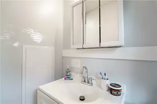 16 Binford St, Lincoln, RI 02865 - Photo 7