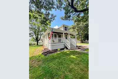 34 Wuddall Avenue, Warwick, RI 02889 - Photo 1